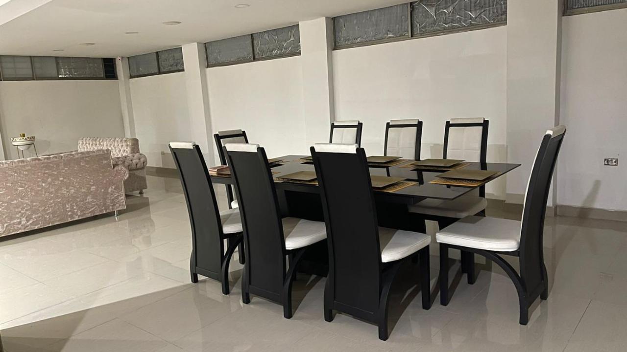 Helene House Homestay *
