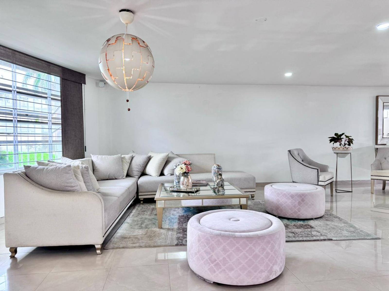 Helene House Homestay
